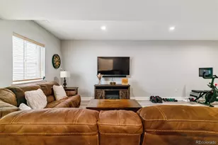 527 Antelope Dr E, Bennett, CO 80102 - Photo 17