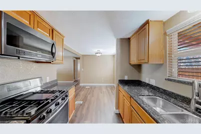 703 Locust Avenue, Lochbuie, CO 80603 - Photo 13