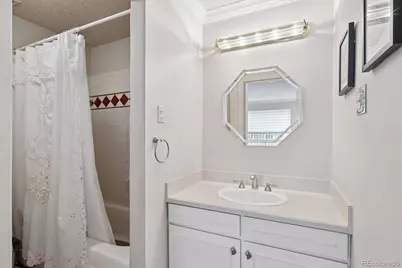 2907 S Locust Street, Denver, CO 80222 - Photo 15