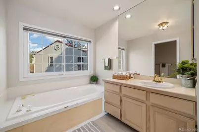 1530 S Quebec Way #30, Denver, CO 80231 - Photo 15