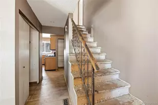 1404 S Vaughn Cir, Aurora, CO 80012 - Photo 5
