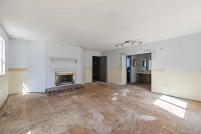 1404 S Vaughn Circle, Aurora, CO 80012 - Photo 17