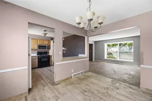 1404 S Vaughn Cir, Aurora, CO 80012 - Photo 9