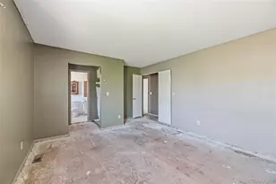 1404 S Vaughn Cir, Aurora, CO 80012 - Photo 21
