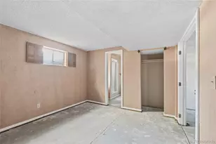 1404 S Vaughn Cir, Aurora, CO 80012 - Photo 25