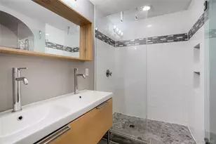 1865 S Downing St, Denver, CO 80210 - Photo 17