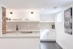 736 York St, Denver, CO 80206 - Photo 3