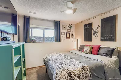 19054 E 16th Avenue, Aurora, CO 80011 - Photo 17