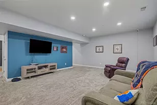 21985 E Tufts Cir, Aurora, CO 80015 - Photo 19