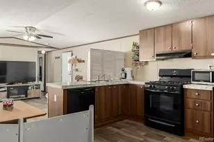 10 9th Ave, Longmont, CO 80501 - Photo 11