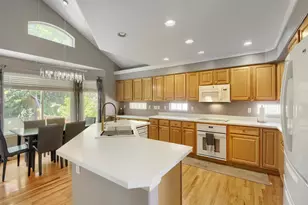 10235 Alexa Ln, Highlands Ranch, CO 80130 - Photo 11