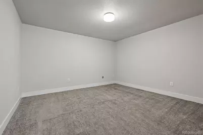 21642 E 60th Avenue, Aurora, CO 80019 - Photo 31