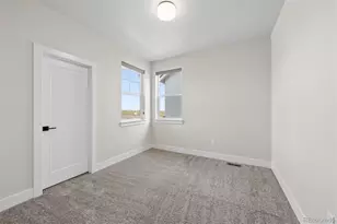 21642 E 60th Ave, Aurora, CO 80019 - Photo 27