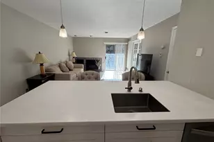 2575 S Syracuse Way, Denver, CO 80231 - Photo 7