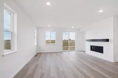 6389 Hidden River Avenue, Loveland, CO 80538 - Photo 9