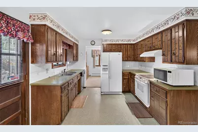 8298 W 72nd Avenue, Arvada, CO 80005 - Photo 9