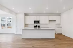 24720 E 42nd Ave, Aurora, CO 80019 - Photo 5