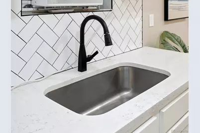 2555 N Clarkson Street, Denver, CO 80205 - Photo 33