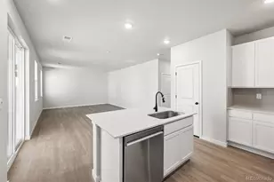 22795 E 47th Ave, Aurora, CO 80019 - Photo 11