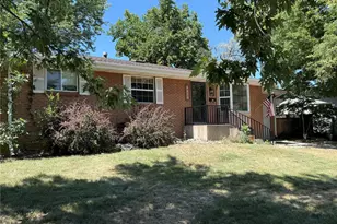 6859 S Foresthill St, Littleton, CO 80120 - Photo 1