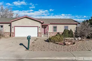 8553 W 48th Pl, Arvada, CO 80002 - Photo 1