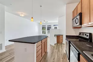 10176 Park Meadows Dr, Lone Tree, CO 80124 - Photo 11