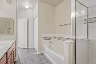 10176 Park Meadows Dr, Lone Tree, CO 80124 - Photo 19