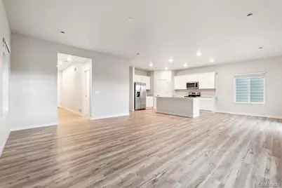 9413 Danube Street, Commerce City, CO 80022 - Photo 7