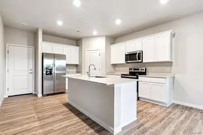 9413 Danube Street, Commerce City, CO 80022 - Photo 3