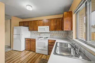 1123 S Lewiston Way, Aurora, CO 80017 - Photo 5
