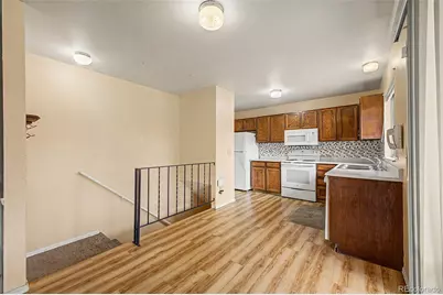 1123 S Lewiston Way, Aurora, CO 80017 - Photo 7