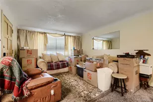 3058 Ivanhoe St, Denver, CO 80207 - Photo 3