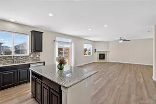 22 N Newcastle Ct, Aurora, CO 80018 - Photo 21