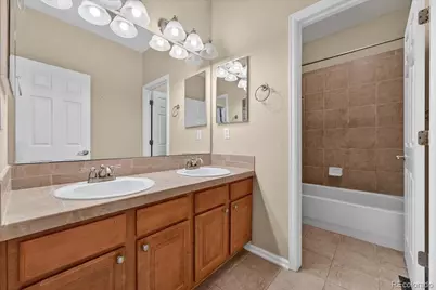 6333 S Jackson Gap Court, Aurora, CO 80016 - Photo 9