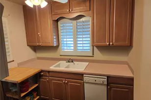 1558 Spruce St, Denver, CO 80220 - Photo 7