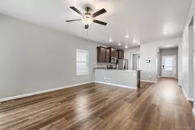 18201 E 89th Place, Commerce City, CO 80022 - Photo 5