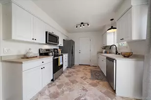 4567 S Fairplay Ct, Aurora, CO 80015 - Photo 3