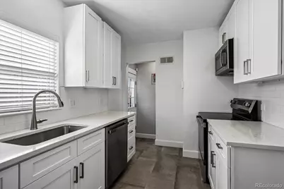 3065 Bellaire Street, Denver, CO 80207 - Photo 13