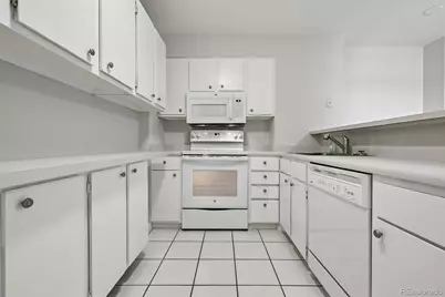 480 S Marion Parkway #902, Denver, CO 80209 - Photo 5