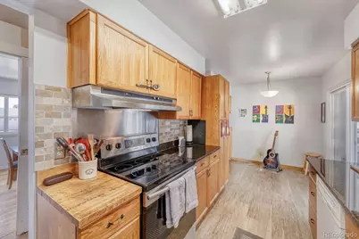 8227 Vanguard Drive, Denver, CO 80221 - Photo 15