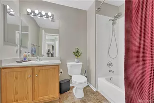 4251 S Blackhawk Cir, Aurora, CO 80014 - Photo 15