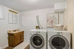 3912 S Cherokee St, Englewood, CO 80110 - Photo 23