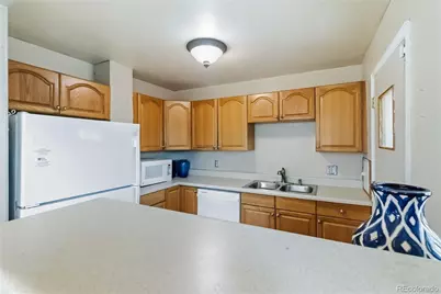 2380 Poplar Street, Denver, CO 80207 - Photo 7