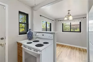 2380 Poplar St, Denver, CO 80207 - Photo 9