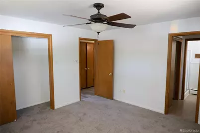 1011 Jamaica Street, Aurora, CO 80010 - Photo 11