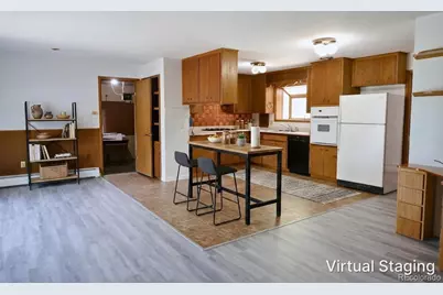 1011 Jamaica Street, Aurora, CO 80010 - Photo 7