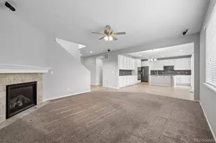 7127 S Patsburg Way, Aurora, CO 80016 - Photo 9