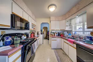 980 S Canosa Ct, Denver, CO 80219 - Photo 17