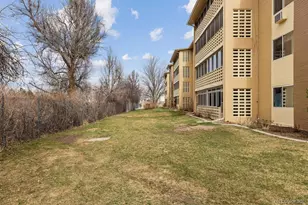 615 S Alton Way, Denver, CO 80247 - Photo 17