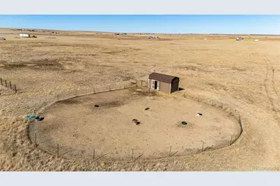 61025 E 38th Avenue, Strasburg, CO 80136 - Photo 35